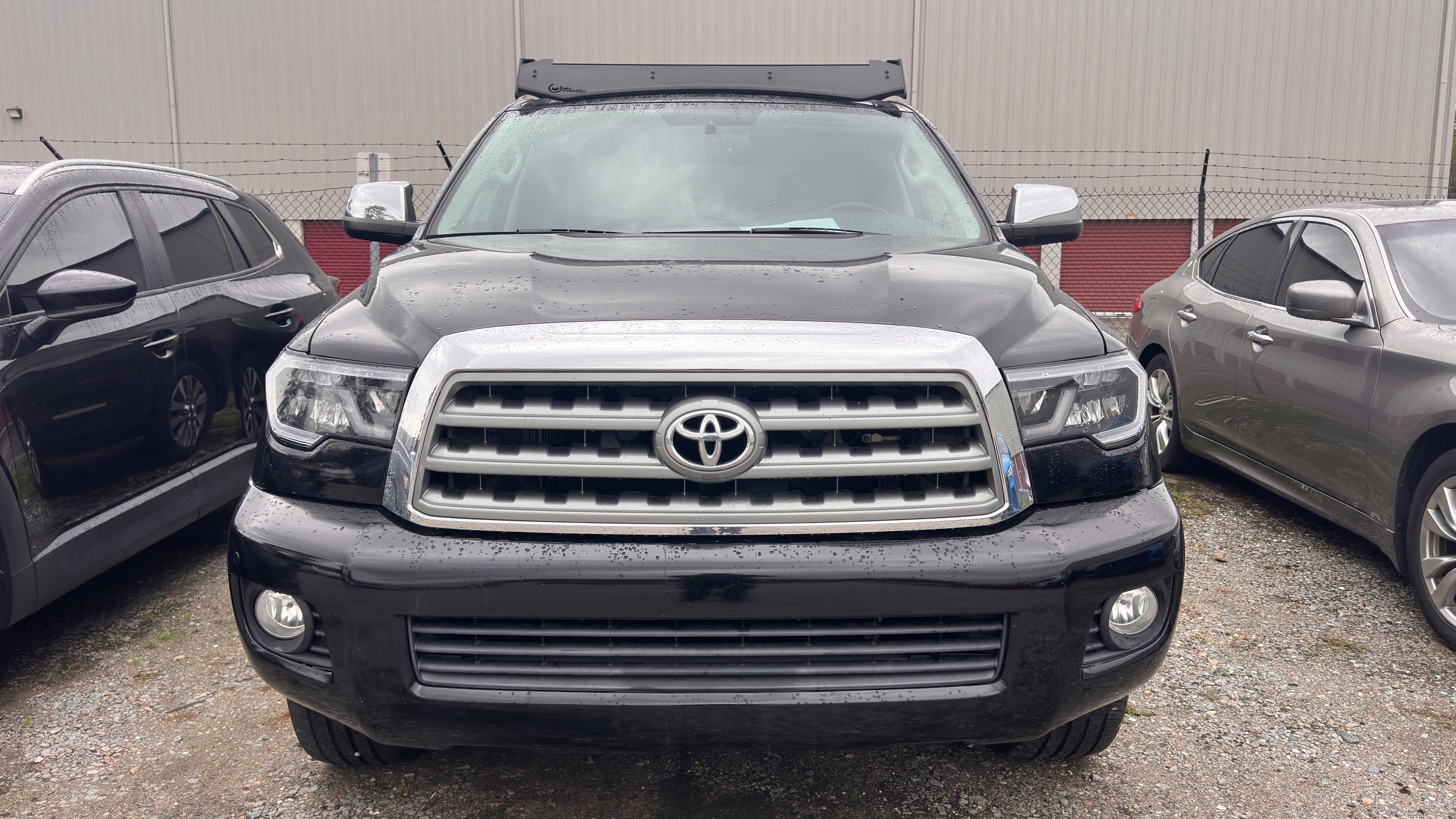 Used 2017 Toyota Sequoia Limited w/ Safety & Convenience Package AWD/4WD image 12