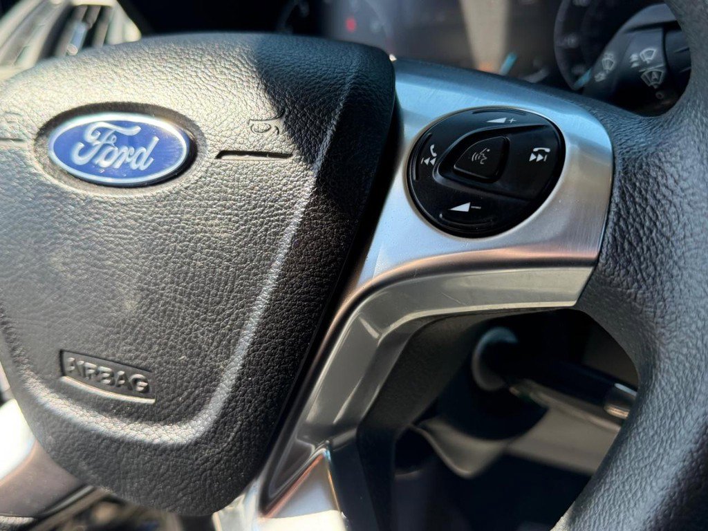 Used 2021 Ford Transit Connect XLT image 39