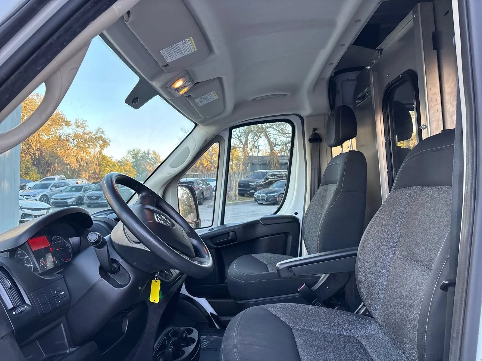 Used 2019 RAM ProMaster 3500 FWD image 11