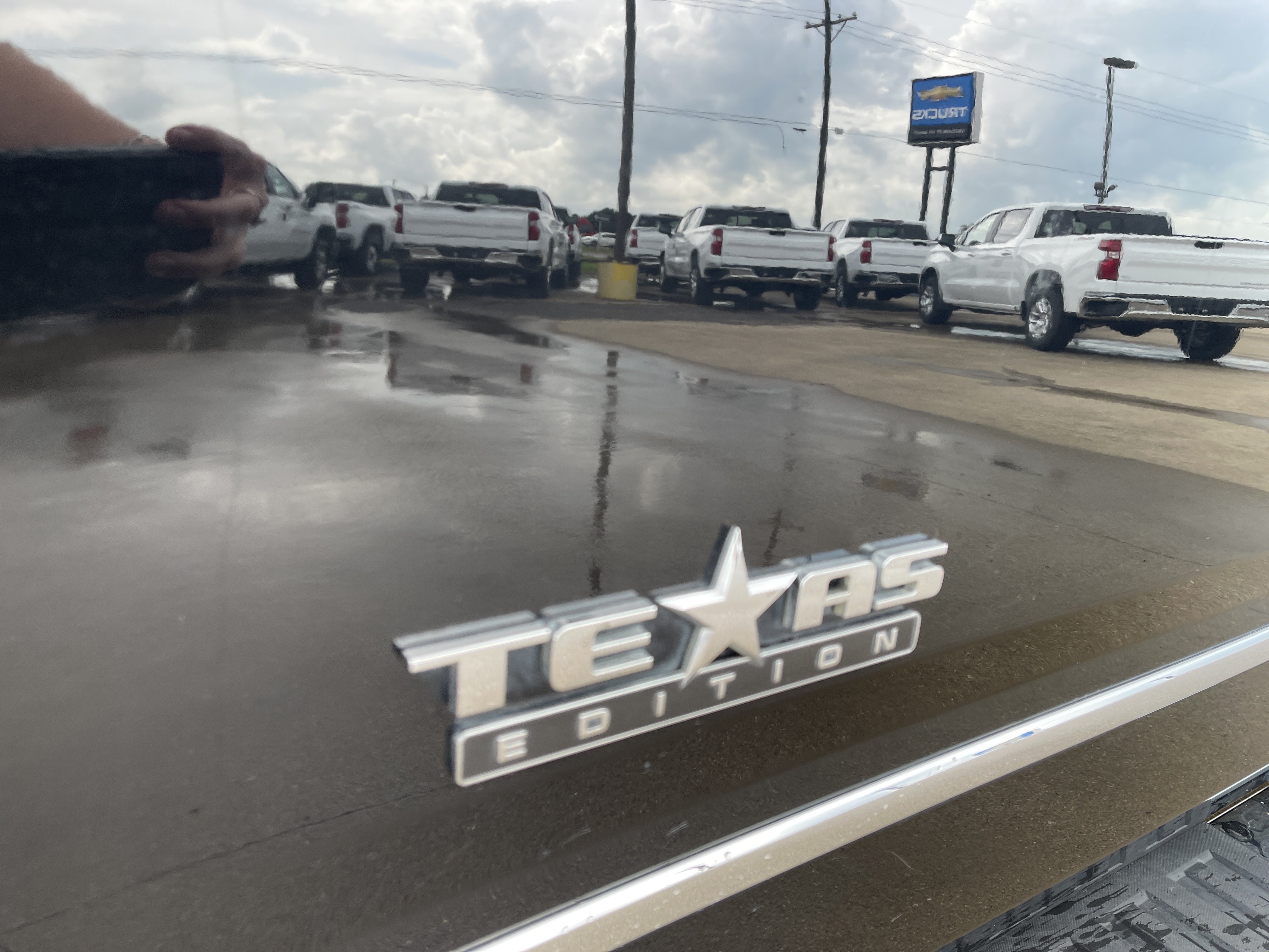 Used 2019 Chevrolet Suburban LT w/ LT Signature Package RWD image 12