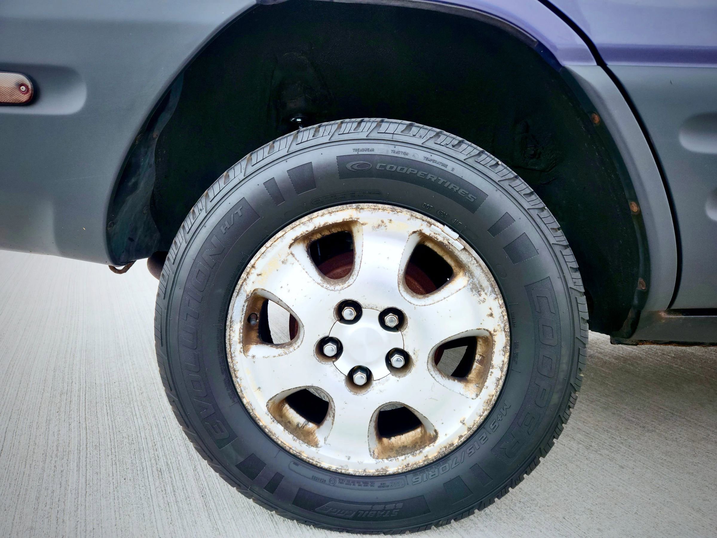 Used 1997 Toyota RAV4 4WD 4-Door image 29