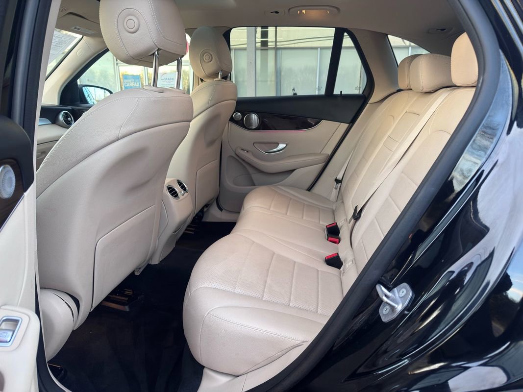 Used 2020 Mercedes-Benz GLC 300 4MATIC w/ Exterior Lighting Package image 37