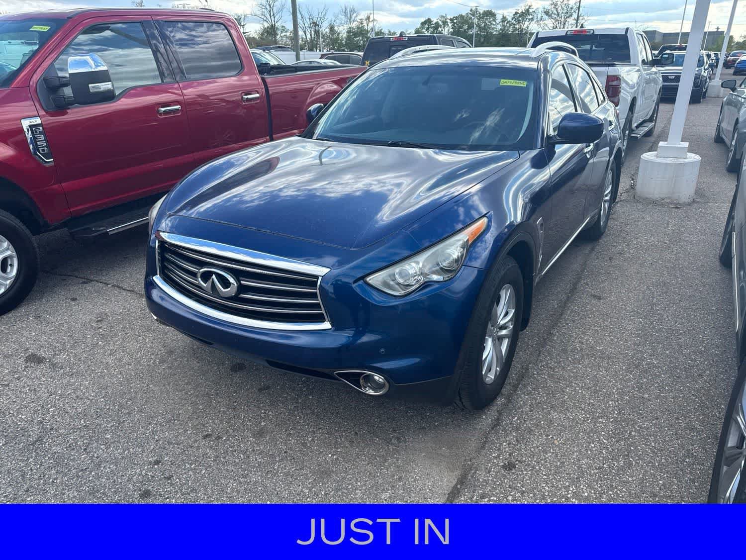 Used 2013 INFINITI FX37 AWD w/ Premium Pkg image 1