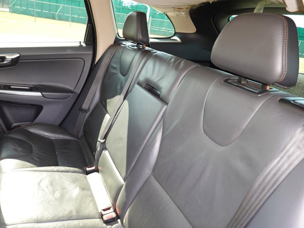 Used 2012 Volvo XC60 3.2 Premier Plus image 18