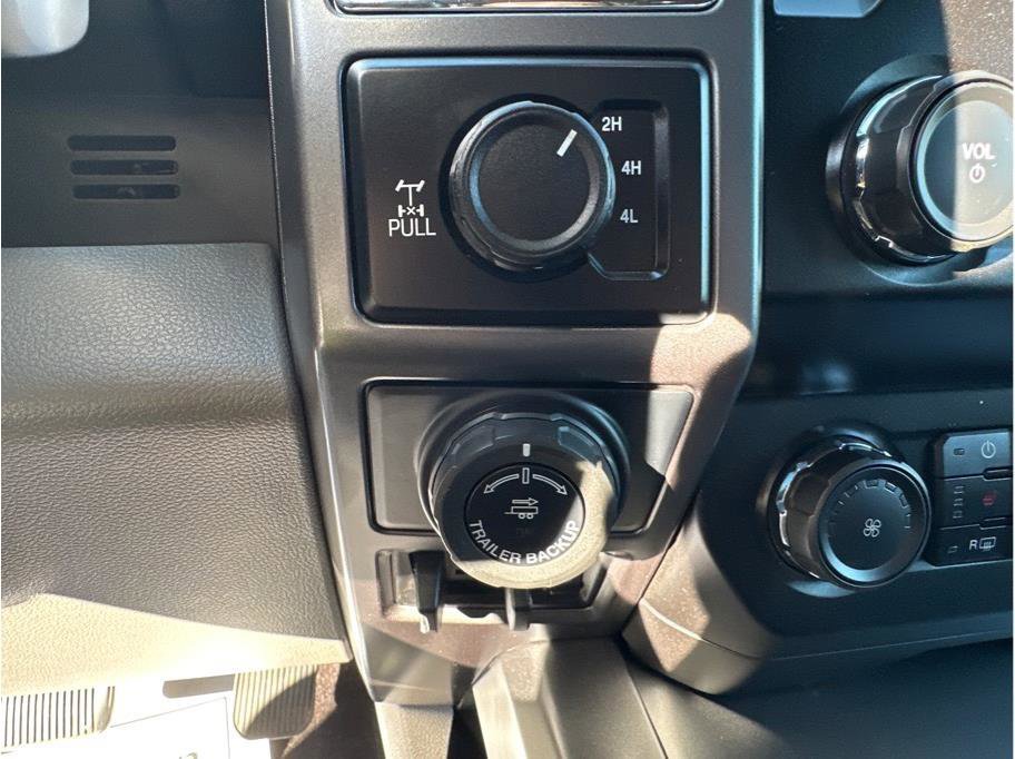 Used 2019 Ford F150 XLT w/ Equipment Group 302A Luxury image 17
