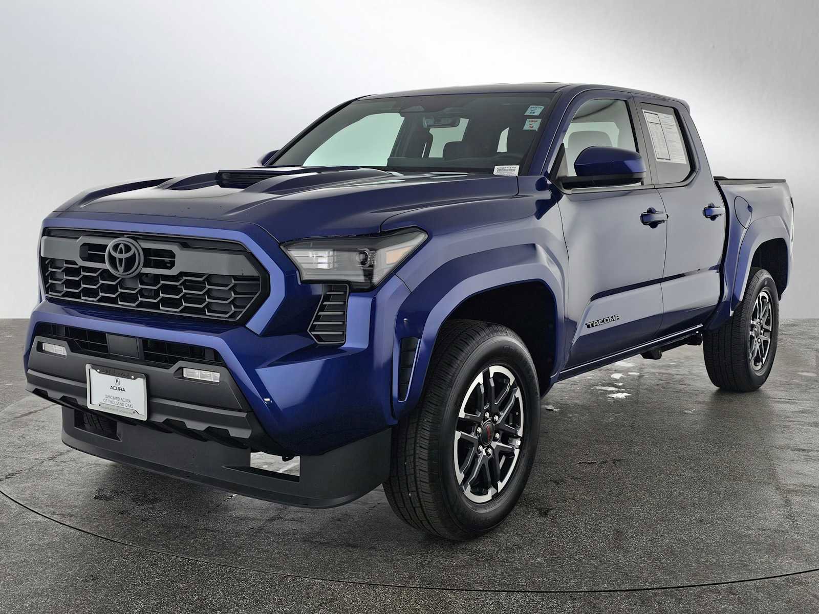 Used 2025 Toyota Tacoma TRD Sport image 7