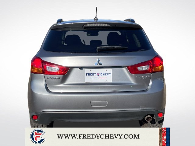 Used 2013 Mitsubishi Outlander Sport SE FWD image 4