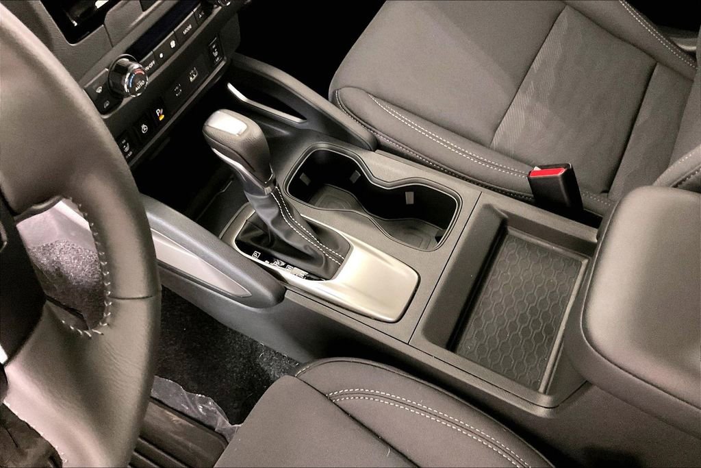 Certified 2024 Nissan Frontier SV w/ Hardbody Edition image 19