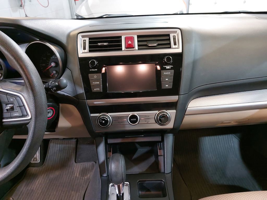 Used 2018 Subaru Outback 2.5i image 19