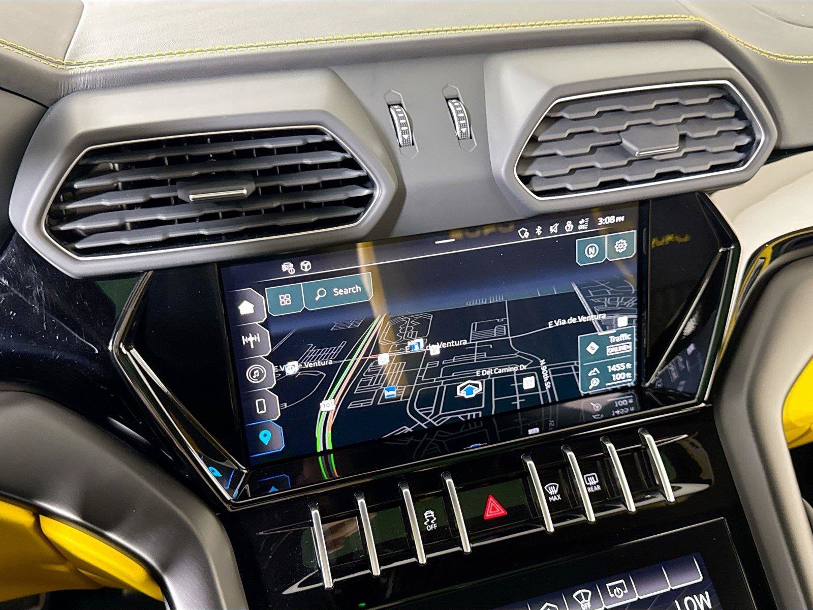 Used 2024 Lamborghini Urus S AWD/4WD image 19
