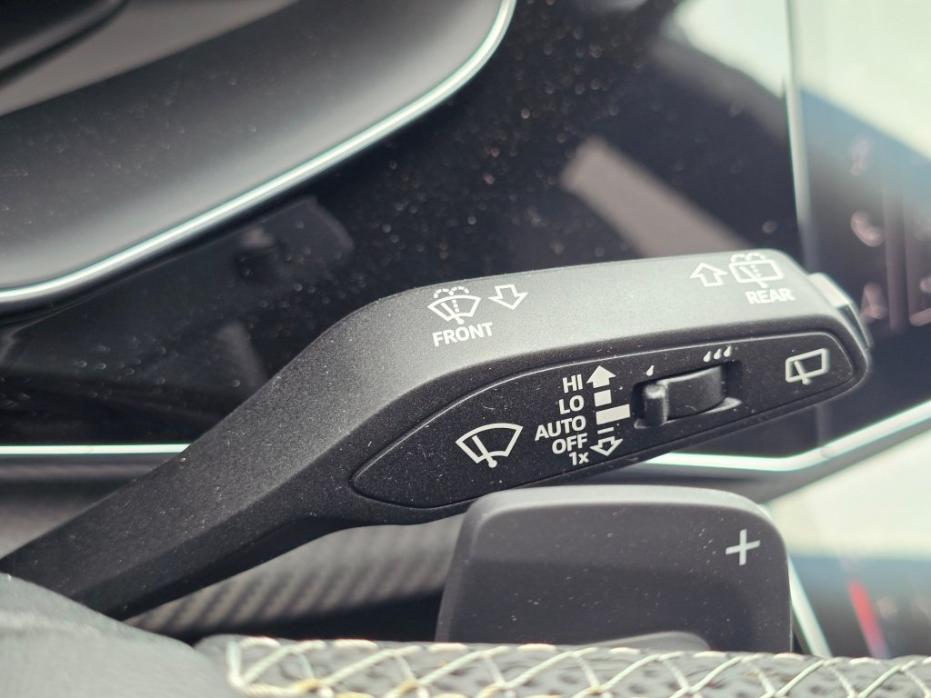 New 2026 Audi SQ8 Prestige AWD/4WD image 40