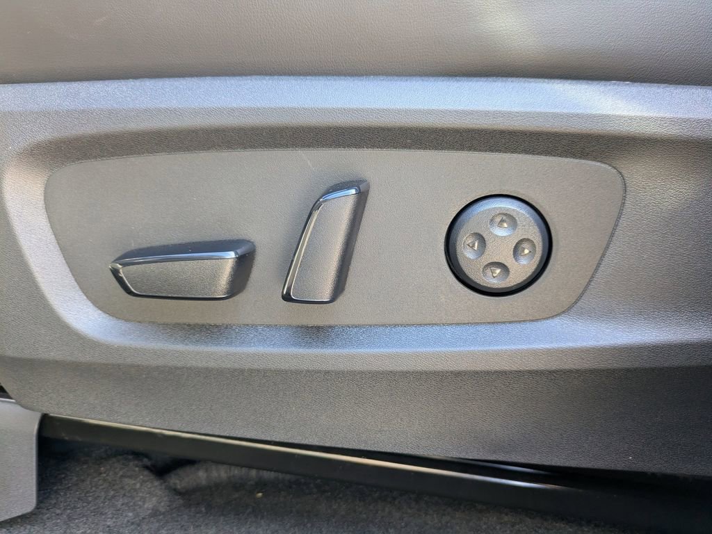 New 2026 INFINITI QX60 Sport w/ Dark Cargo Package image 21