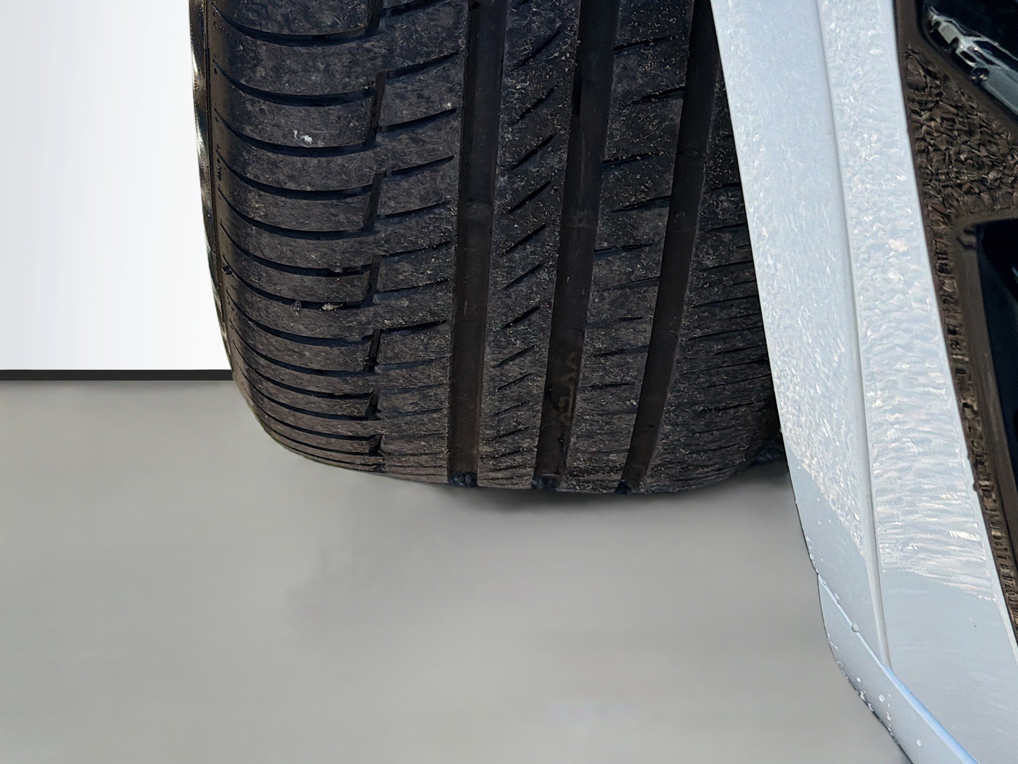 Used 2024 BMW X5 sDrive40i w/ M Sport Package image 42