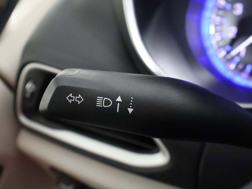 Used 2024 Chrysler Pacifica Touring-L image 40