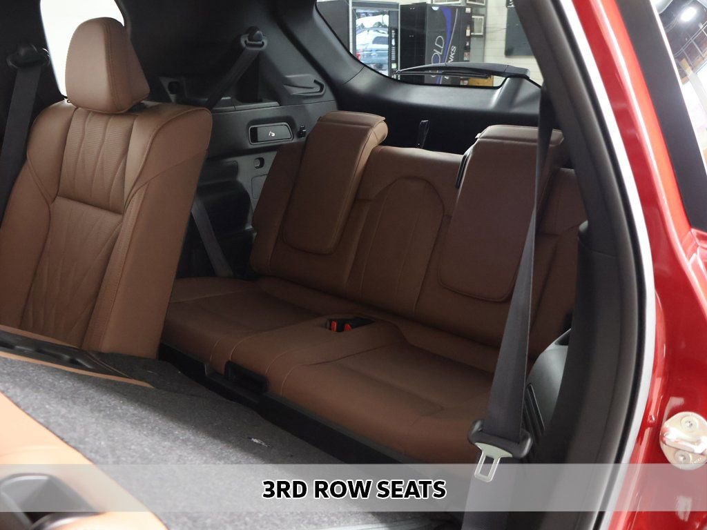New 2026 Mitsubishi Outlander SEL FWD image 13