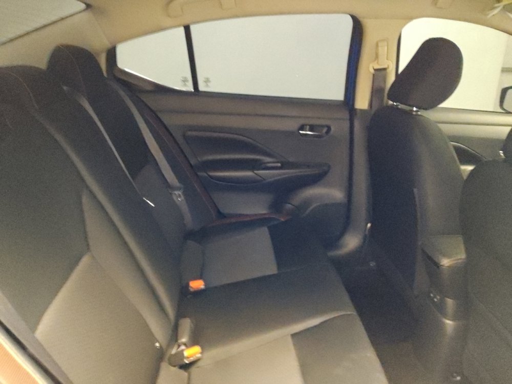 Used 2020 Nissan Versa SR FWD image 19