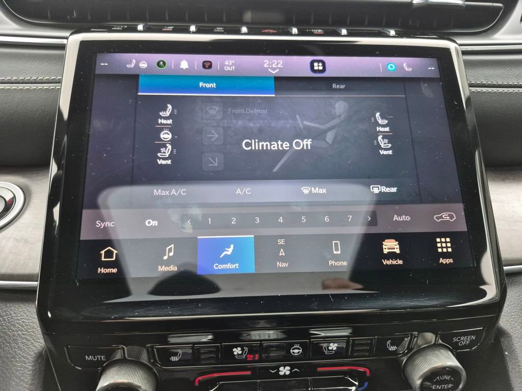 Used 2024 Jeep Grand Cherokee L Overland w/ Trailer Tow Package image 25