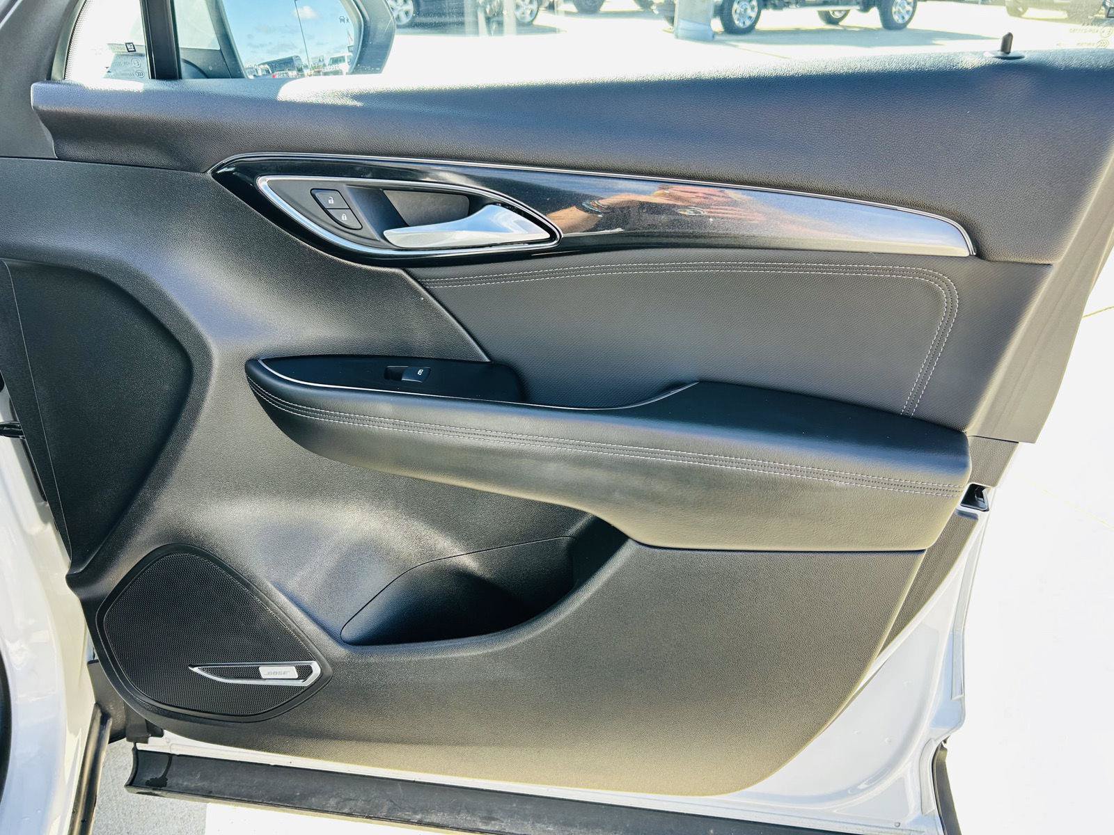 Used 2024 Buick Envision Preferred AWD/4WD image 32