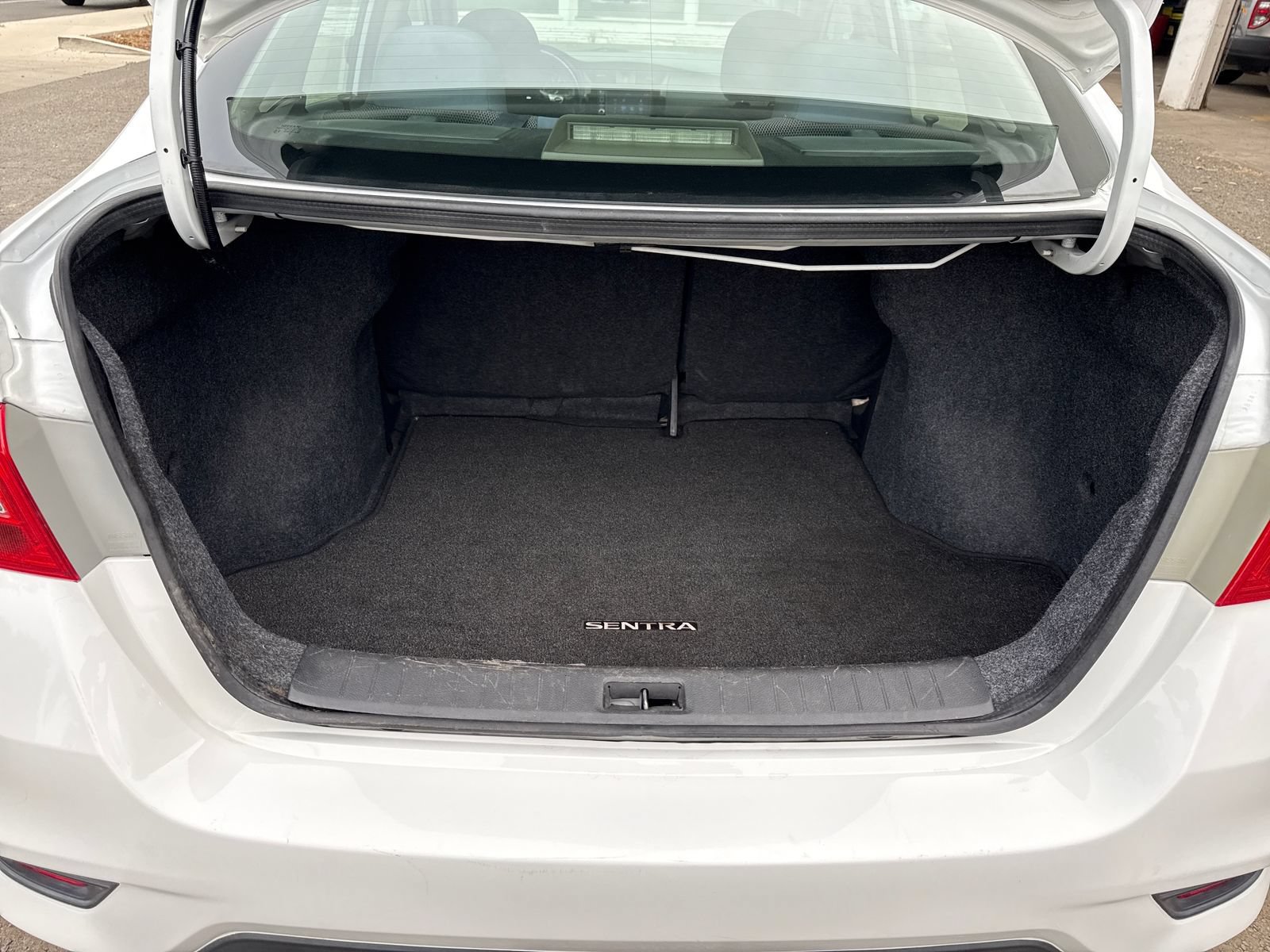 Used 2019 Nissan Sentra S FWD image 23