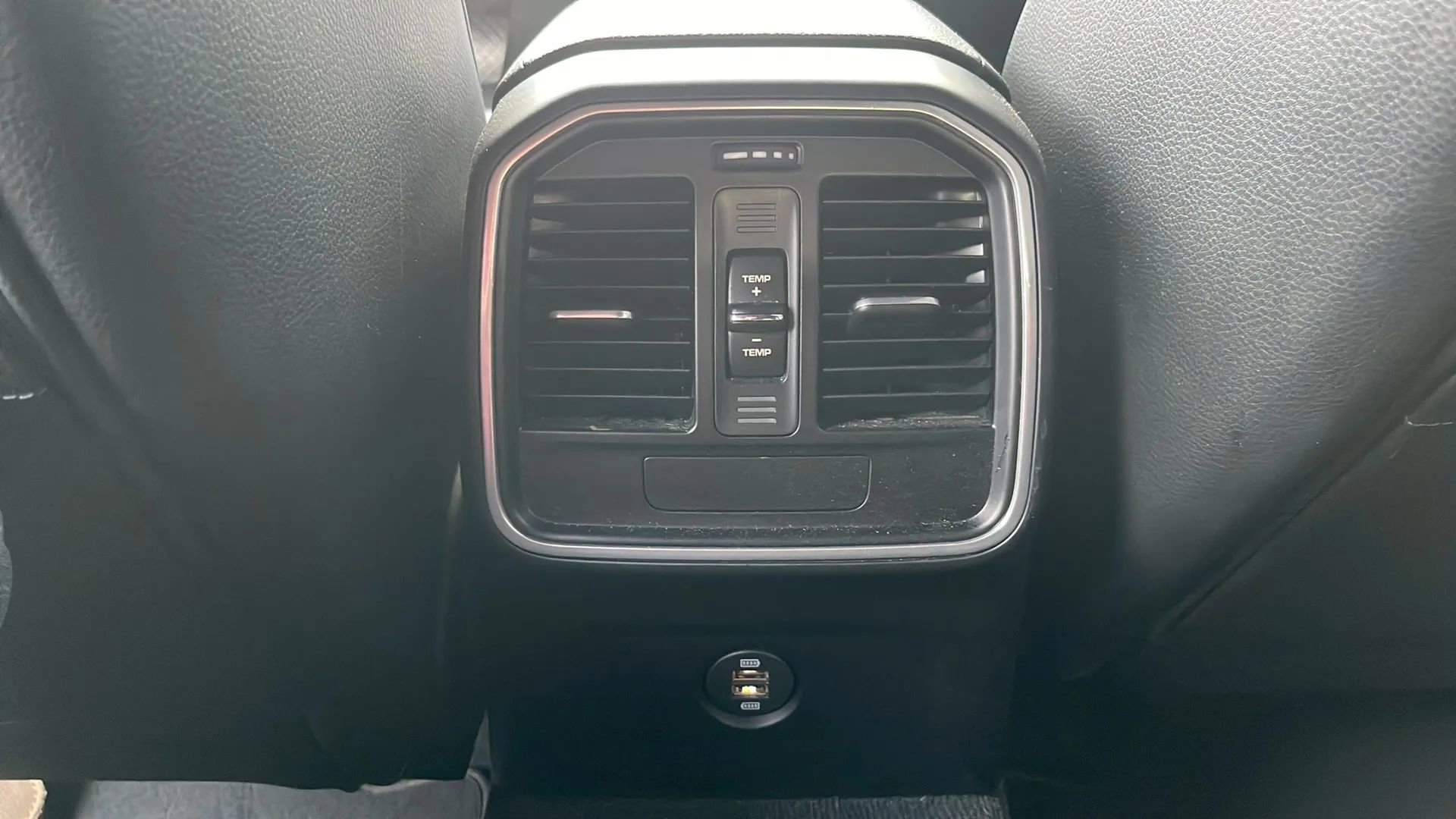 Used 2017 Porsche Macan image 19