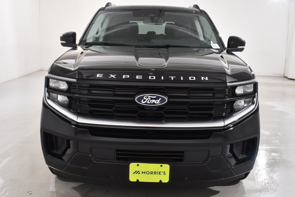 New 2027 Ford Expedition Platinum w/ Platinum Ultimate Package AWD/4WD image 3