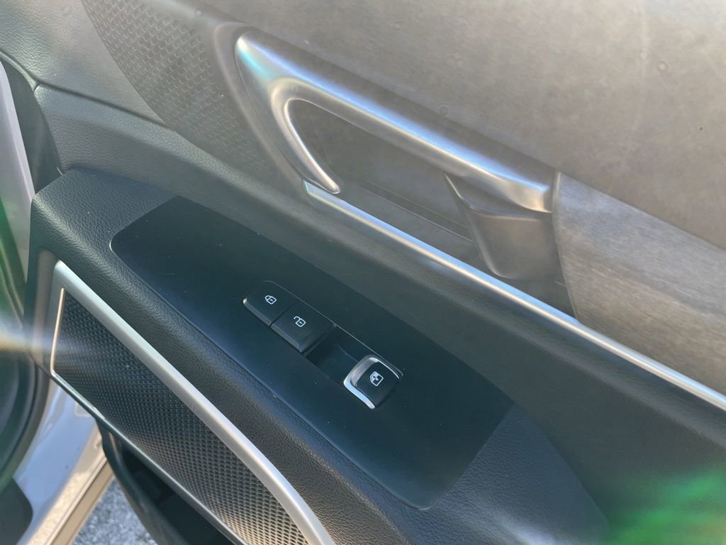 Used 2022 Kia Telluride EX w/ EX Premium Package image 32