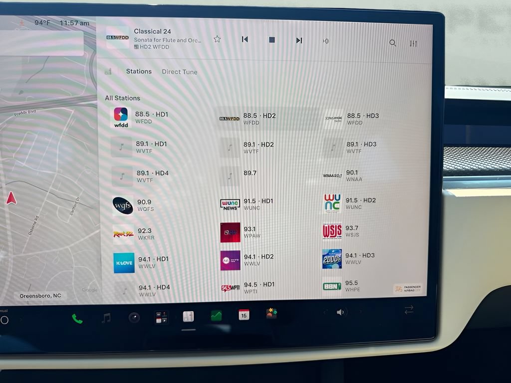 Used 2021 Tesla Model S Plaid AWD/4WD image 10
