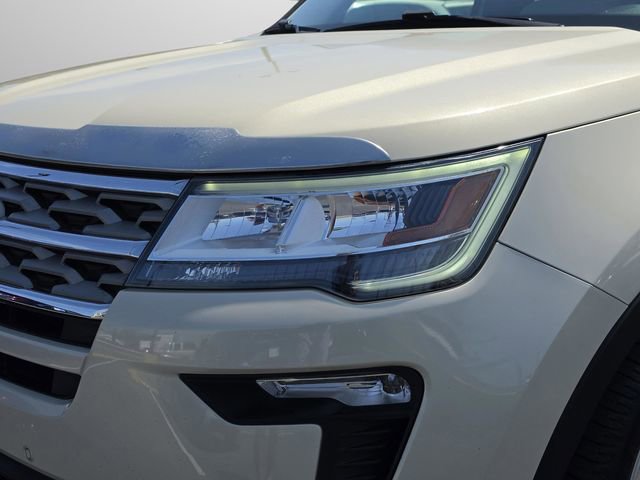Used 2018 Ford Explorer XLT w/ Equipment Group 202A FWD image 18