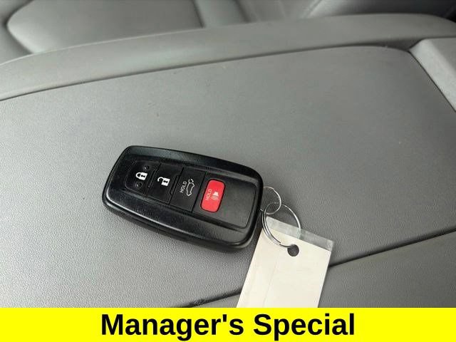 Used 2020 Toyota Highlander XLE AWD/4WD image 54