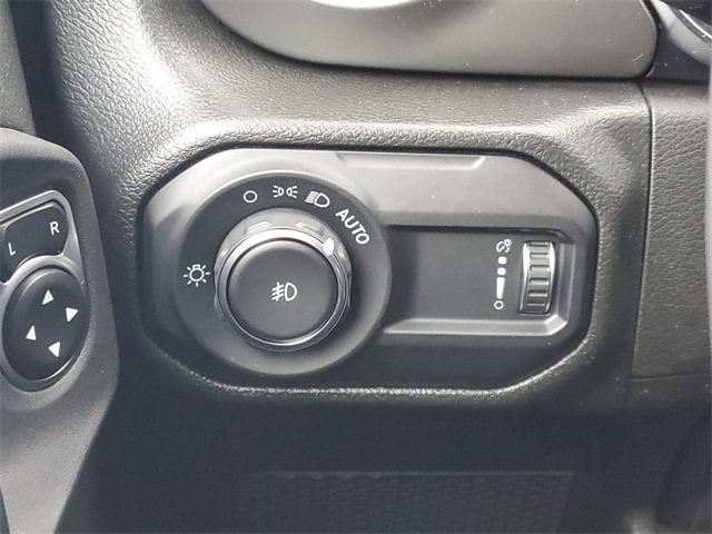 Used 2023 Jeep Wrangler Willys image 19