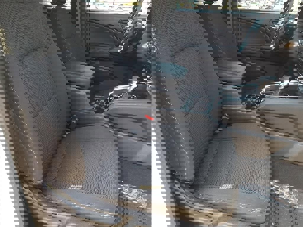 Used 2024 Chevrolet Colorado LT w/ LT Convenience Package image 16