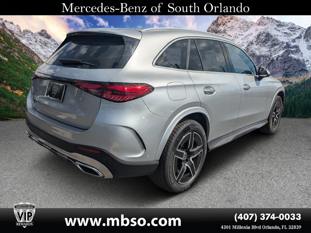 Used 2023 Mercedes-Benz GLC 300 w/ AMG Line image 17