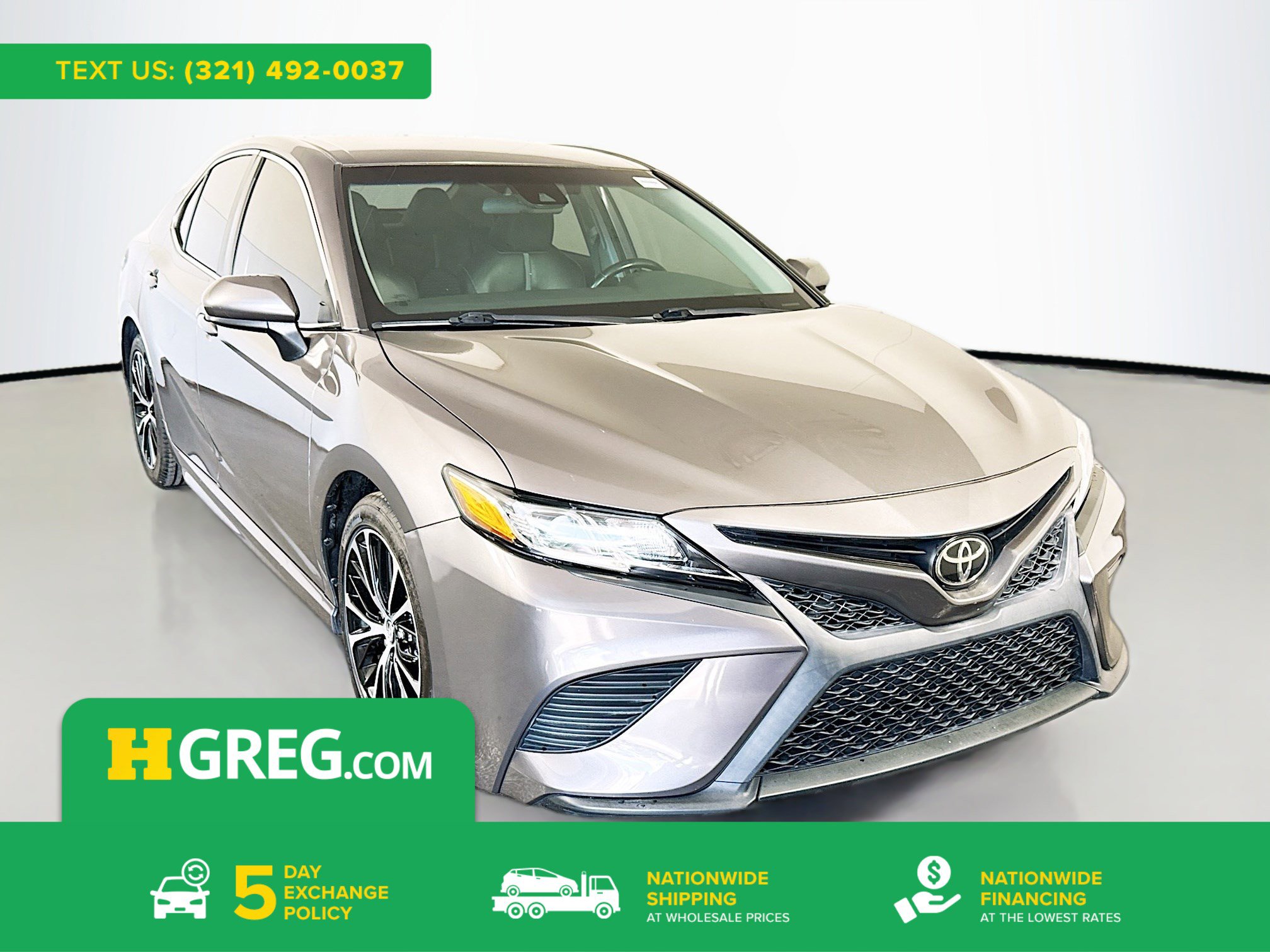 Used 2020 Toyota Camry SE FWD image 1