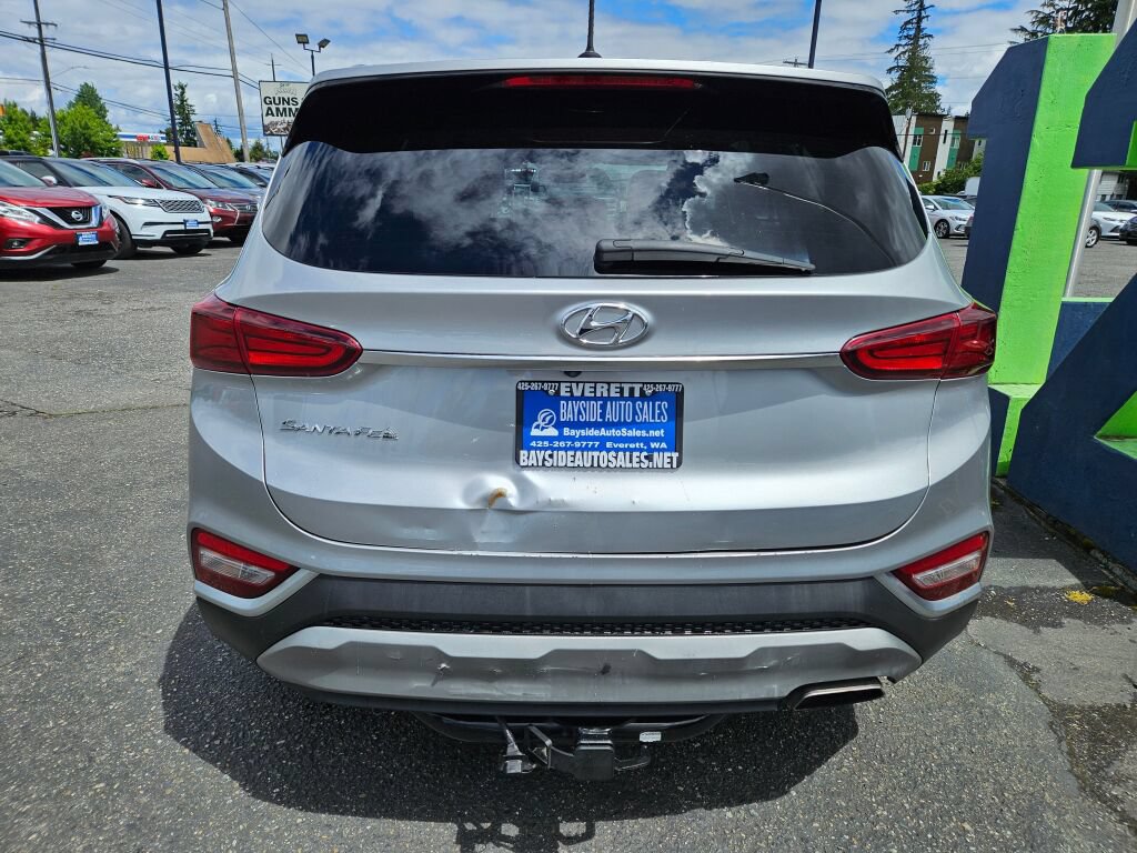 Used 2020 Hyundai Santa Fe SE FWD image 4