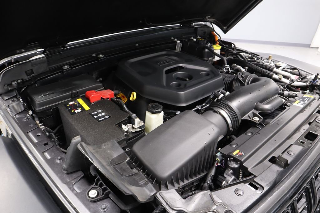 Used 2024 Jeep Wrangler Unlimited image 15