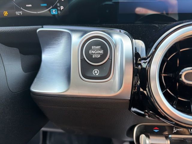 Used 2025 Mercedes-Benz GLB 250 image 19