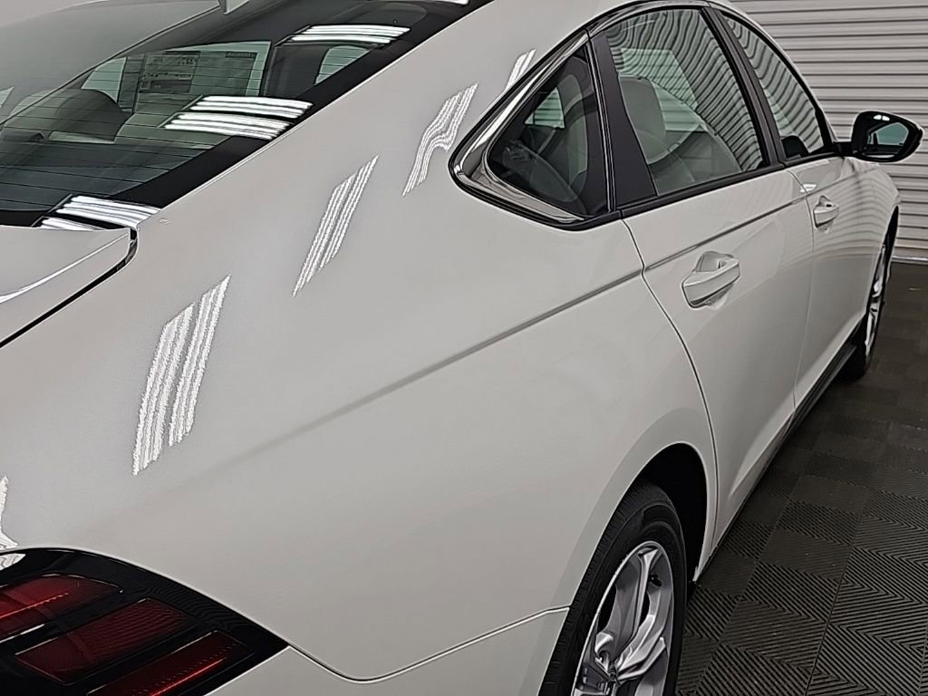 New 2026 Honda Accord LX image 9