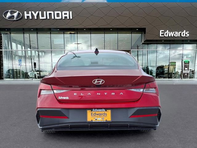 Certified 2025 Hyundai Elantra SEL FWD image 6