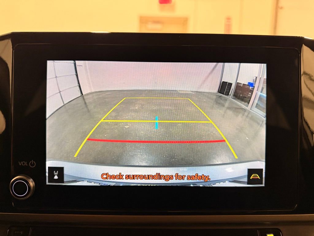 Used 2025 Toyota Camry LE image 20