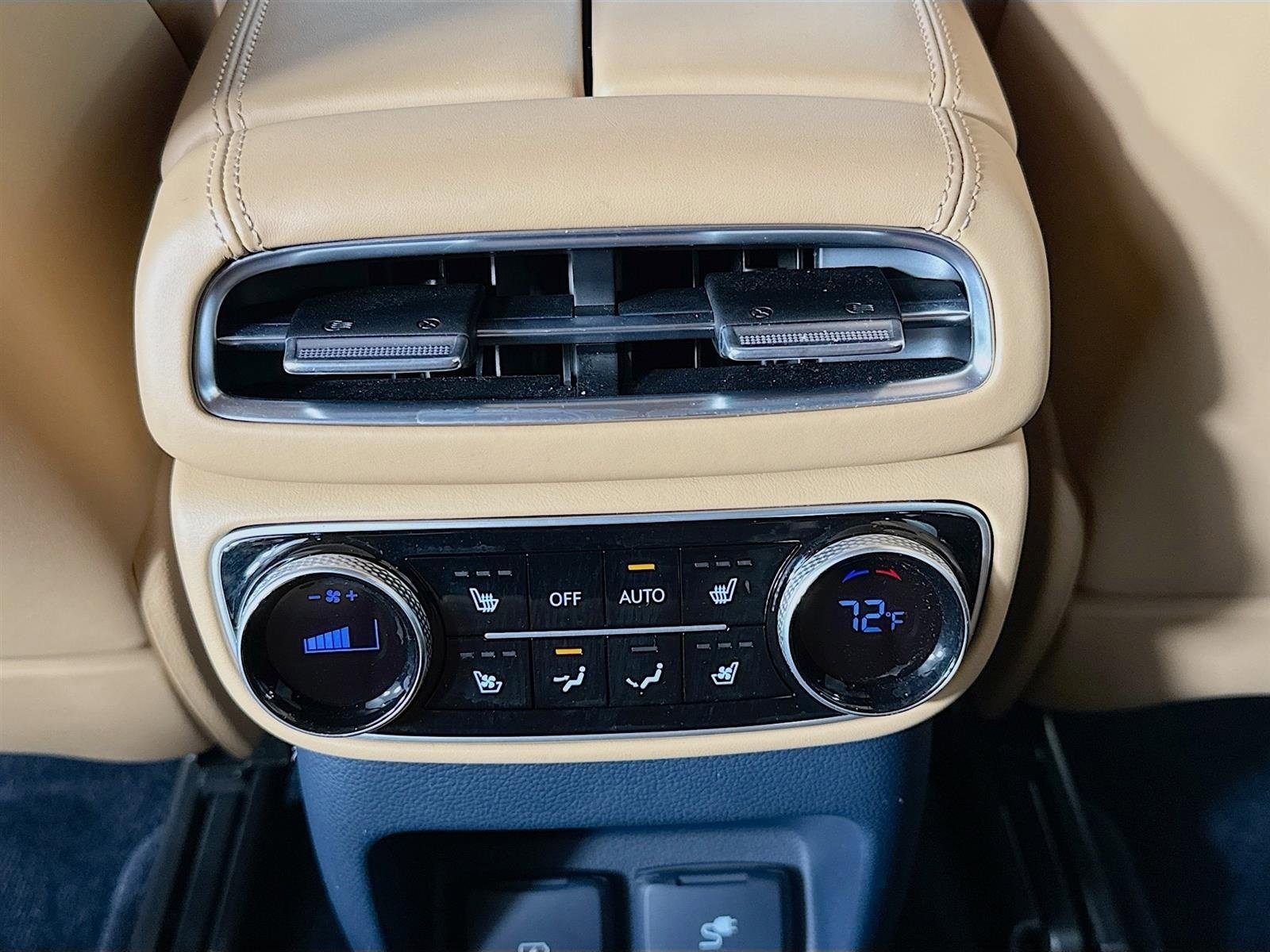 Certified 2023 Genesis GV80 3.5T w/ Prestige Matte Package image 27