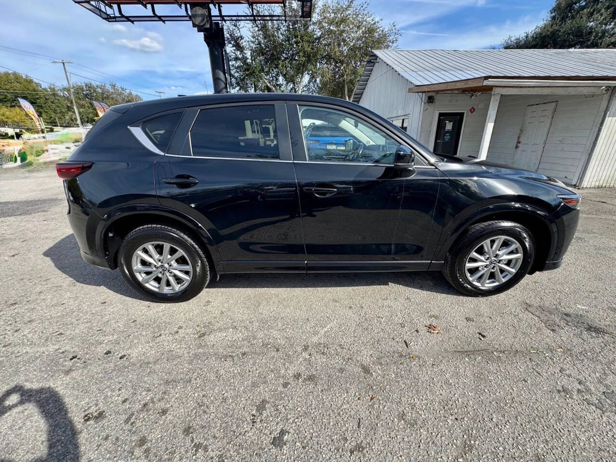 Used 2024 MAZDA CX-5 AWD 2.5 S w/ Select Package image 14