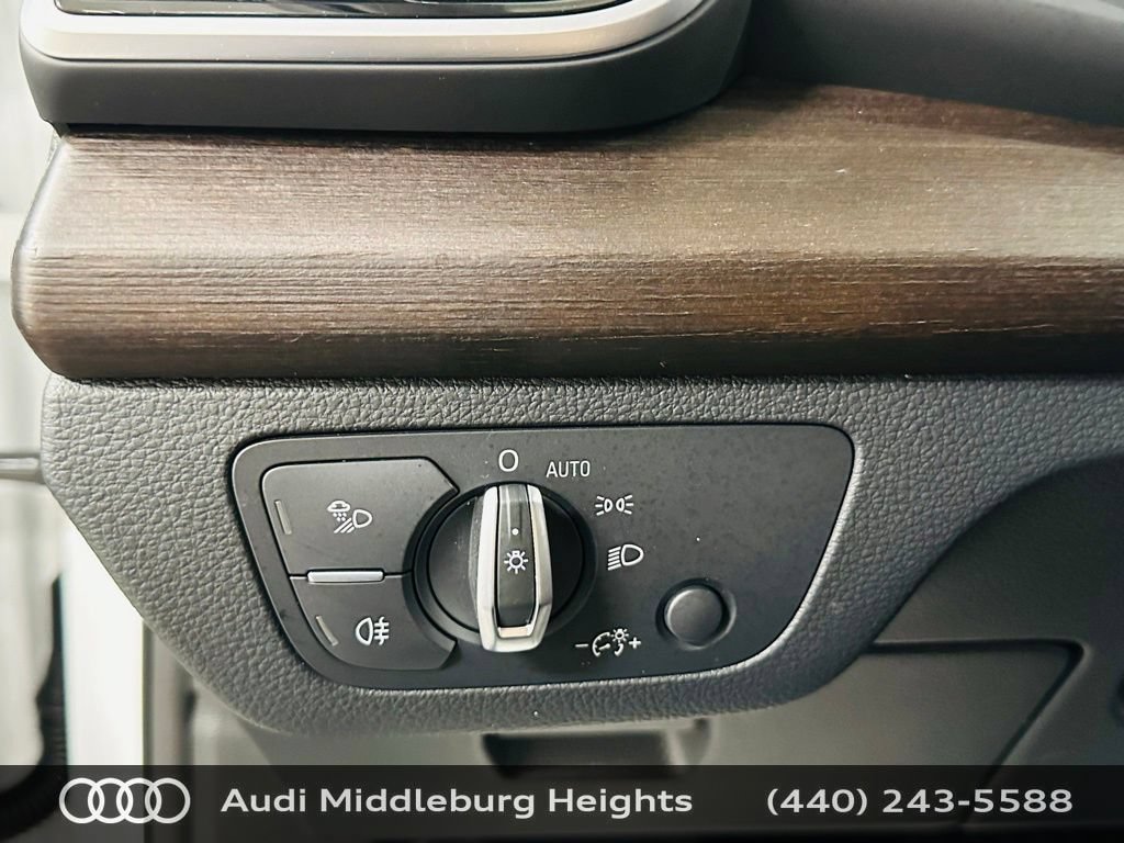 Certified 2023 Audi Q5 2.0T Premium w/ Convenience Package AWD/4WD image 17