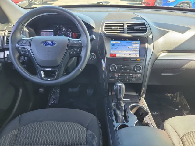 Used 2019 Ford Explorer XLT w/ Equipment Group 201A FWD image 10