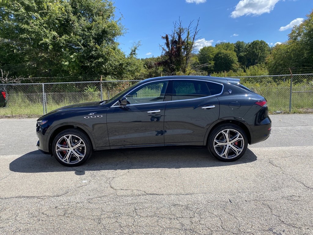 Used 2023 Maserati Levante GT image 5
