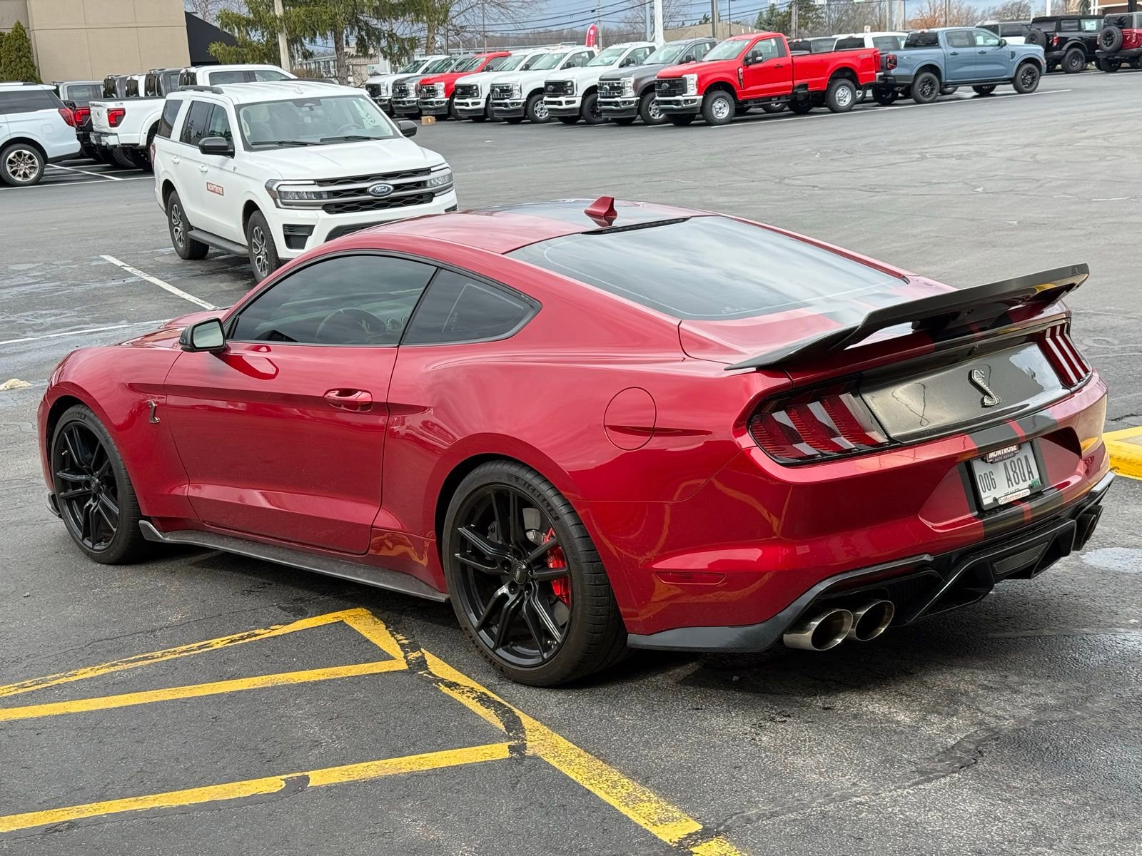 Used 2021 Ford Mustang Shelby GT500 w/ Technology Package RWD image 5