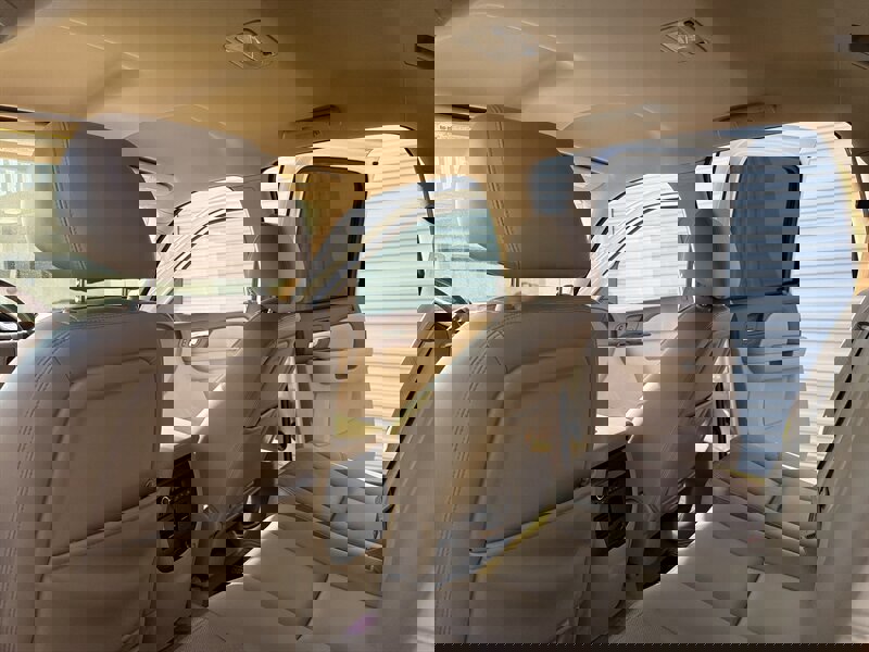 Used 2011 Chevrolet Avalanche LTZ image 27