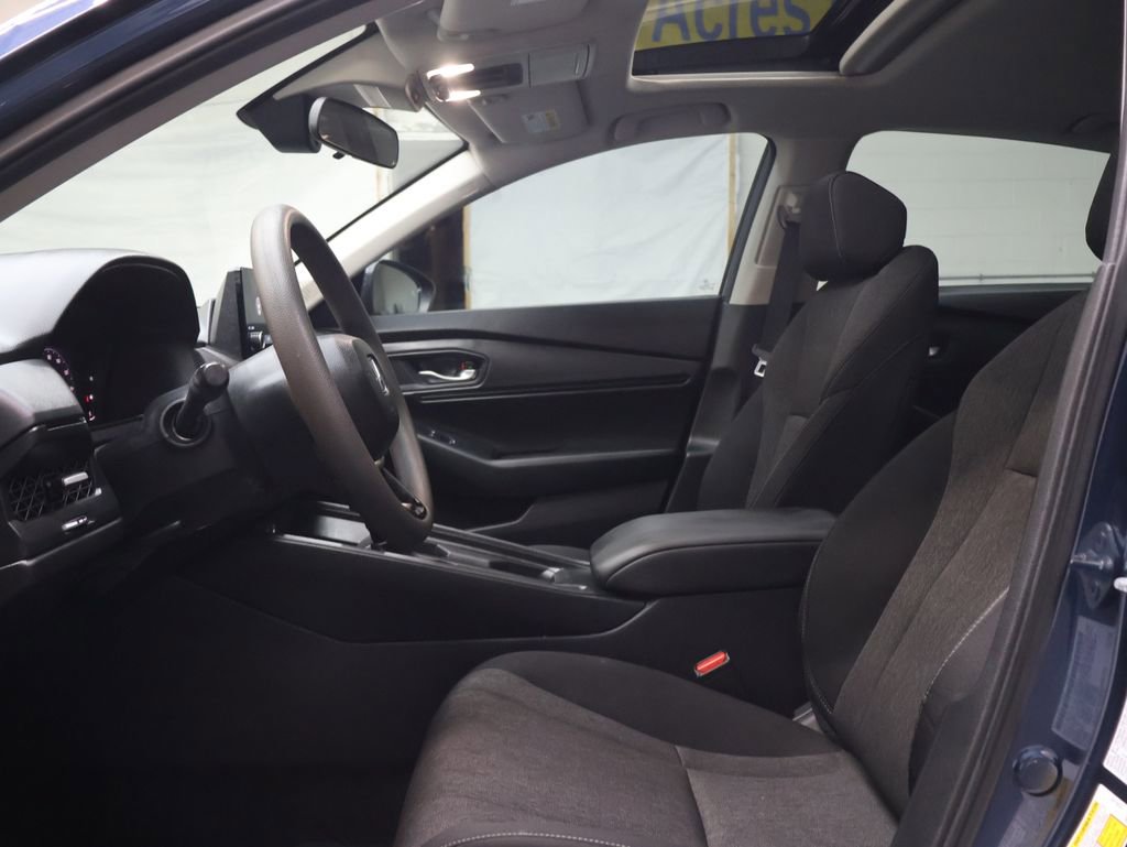 Used 2024 Honda Accord EX image 16