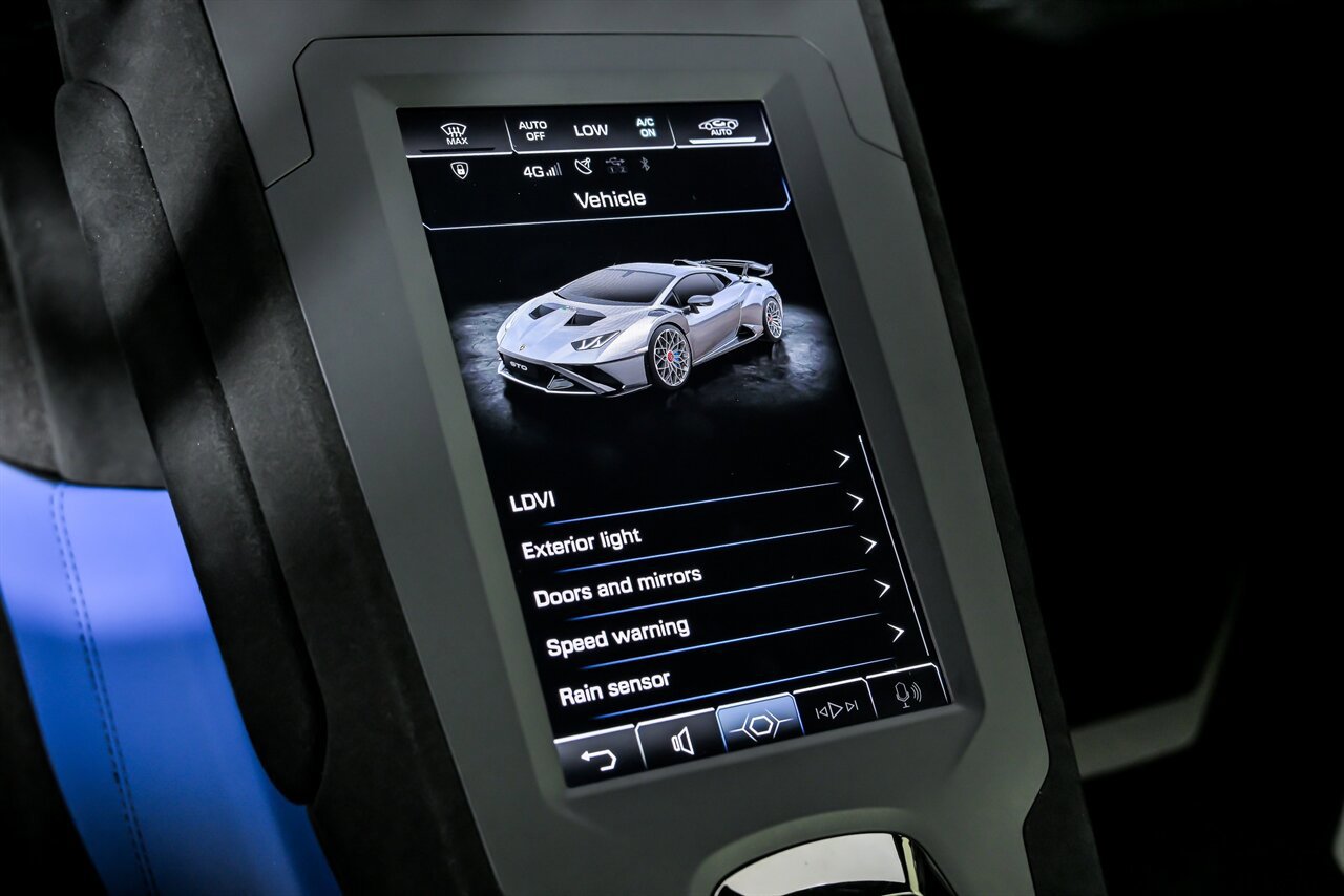 Used 2022 Lamborghini Huracan STO RWD image 33