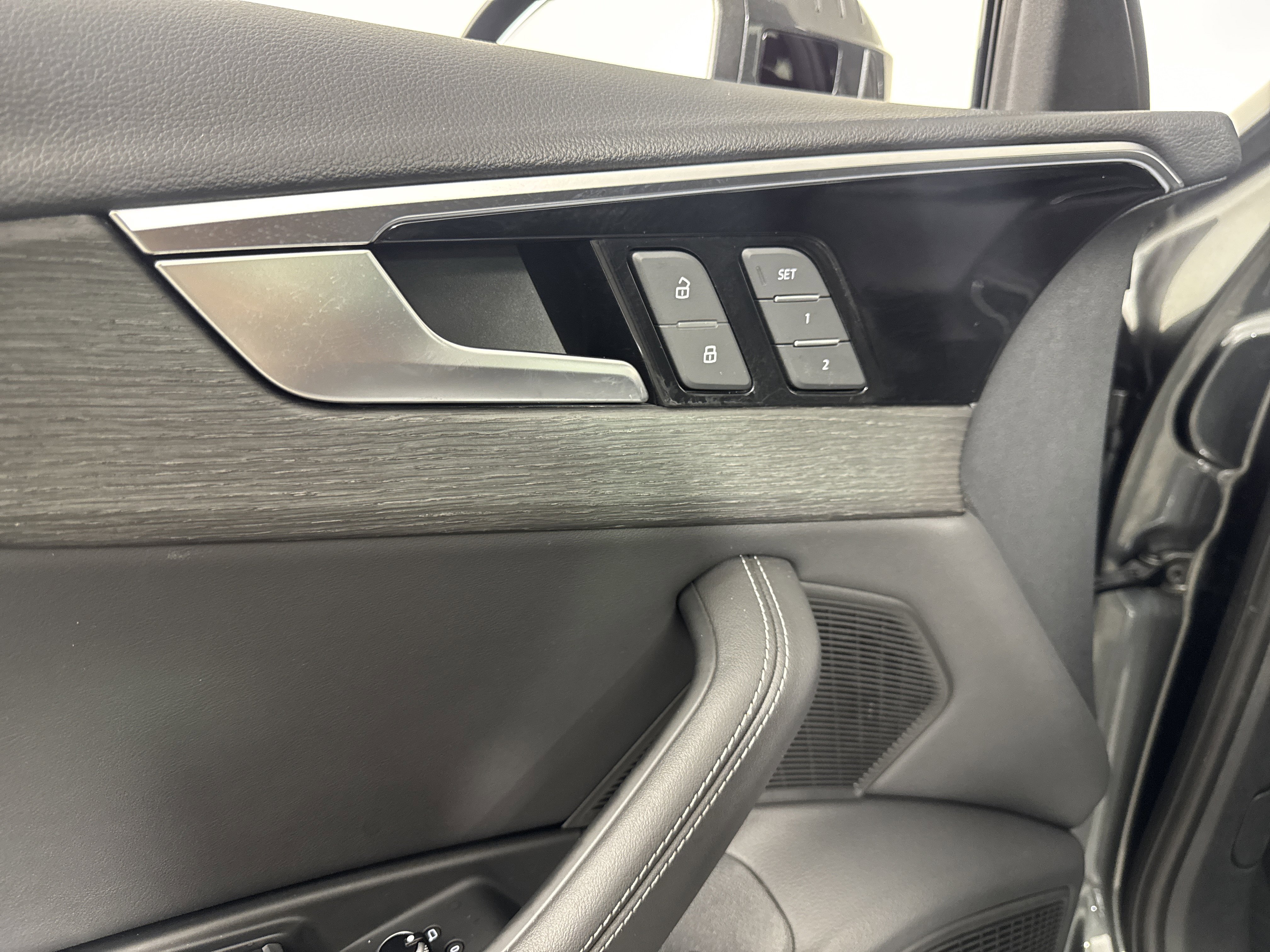 Used 2021 Audi A4 2.0T Premium Plus w/ Premium Plus Package image 16