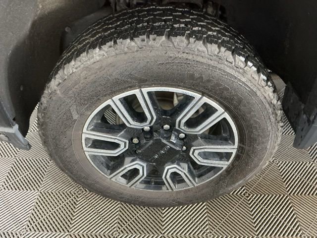 Used 2020 GMC Sierra 3500 AT4 w/ AT4 Premium Package AWD/4WD image 7